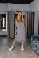 Спортивное трикотажное платье с капюшоном оптом