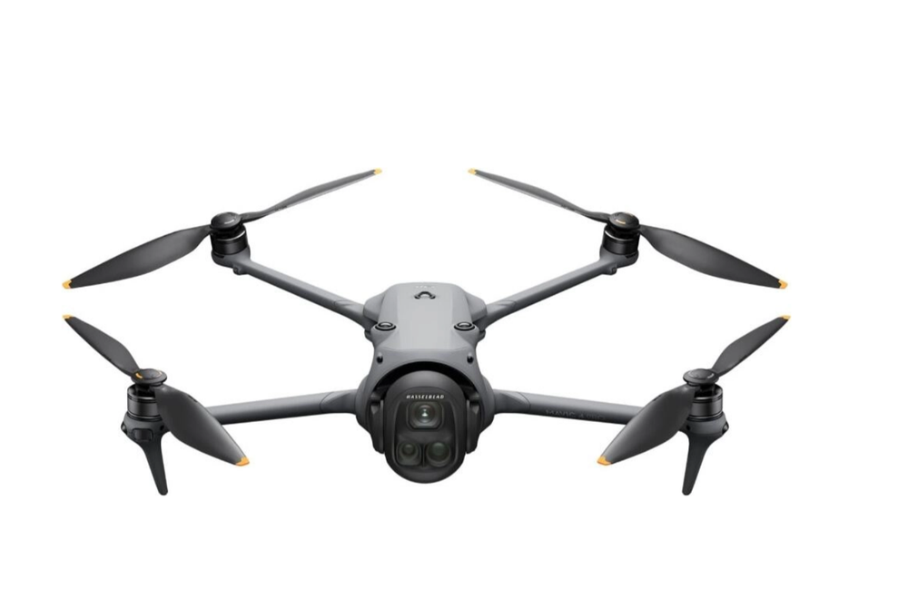 Квадрокоптер DJI Mavic 4 Pro