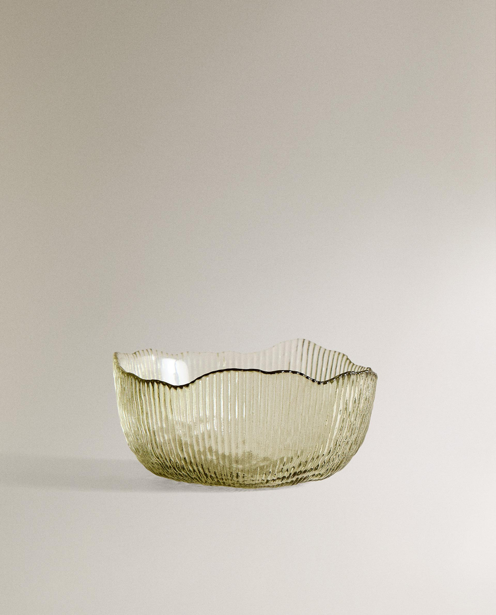 Zara Home миска из стекла, цвет зелёный, 13.3 см