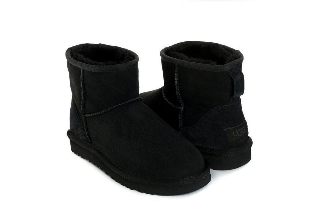 UGG Classic Mini II Black