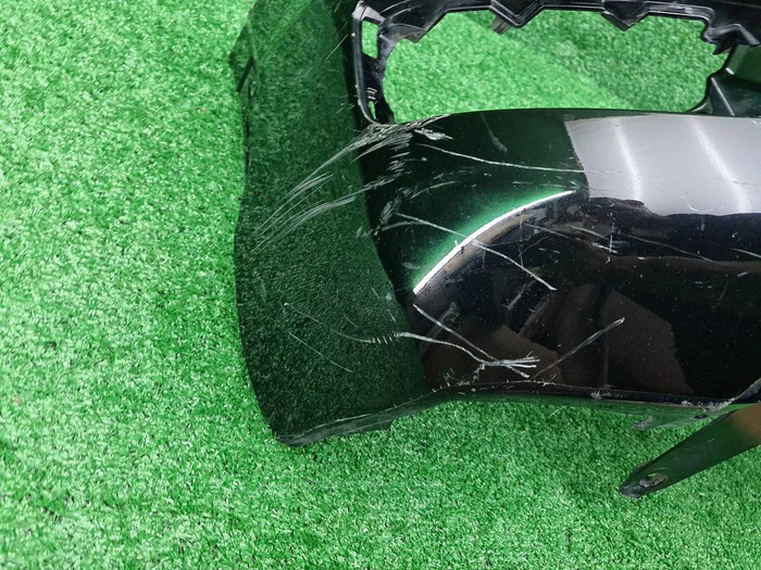 Бампер передний Toyota Land Cruiser 300 (21-нв)