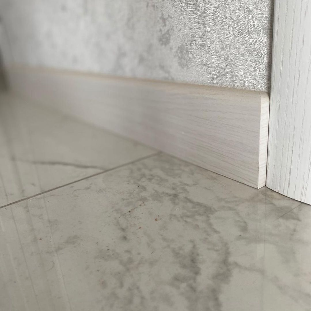 Плинтус МДФ Smartprofile Strong 80М П01 Дуб французский 16x80х2400 мм