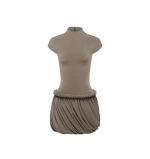 Серое платье Хэйли