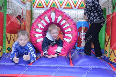 Коммерческий надувной батут "Индеец"