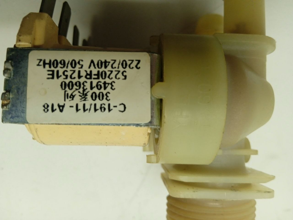 F1058ND кт5 Клапан подачи воды для стиральной машины LG 5220FR1251E б/у
