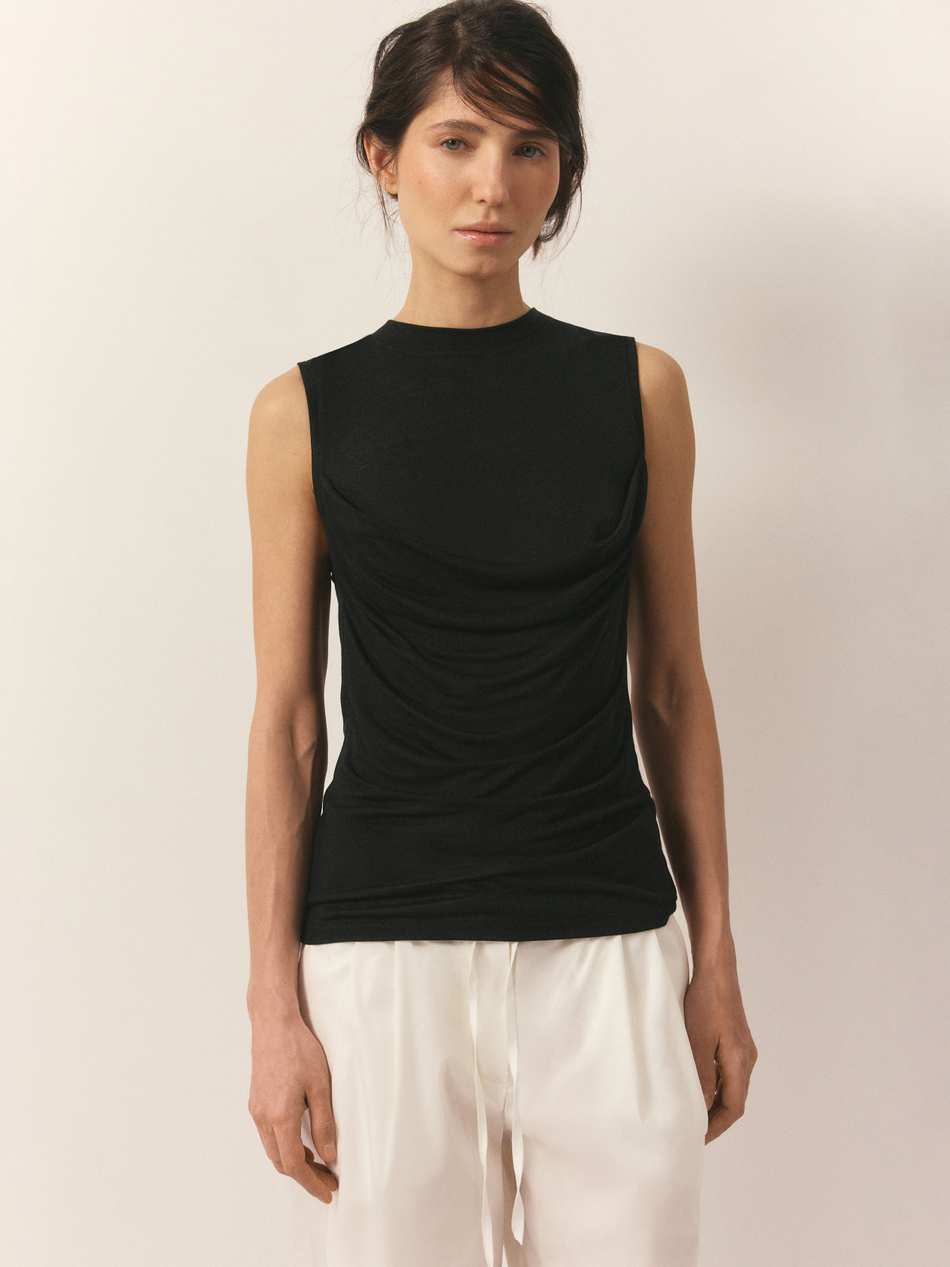 Топ со складкой