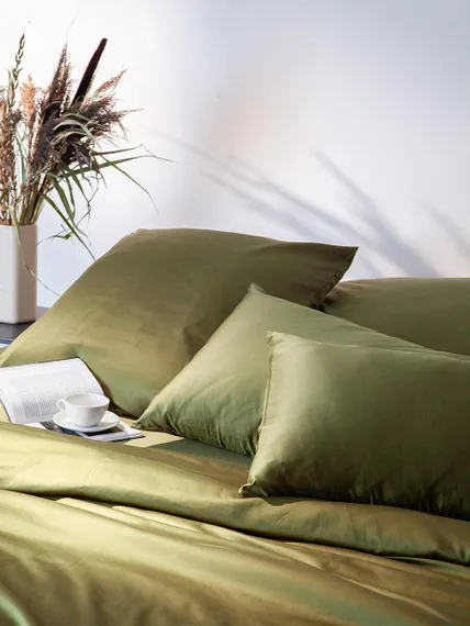 Комплект постельного белья из премиального сатина оливкового цвета из коллекции essential, 200х220 с