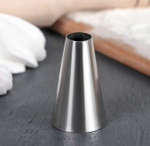 Насадка кондитерская  Трубочка ( d выходного отверстия 8 mm)