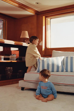 ZARA TIMELESS - ВЕЛЬВЕТОВЫЙ КОМБИНЕЗОН С ТЕКСТОМ, ГОЛУБОЙ