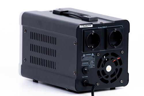 Автоматический cтабилизатор напряжения ALTECO HDR 2000