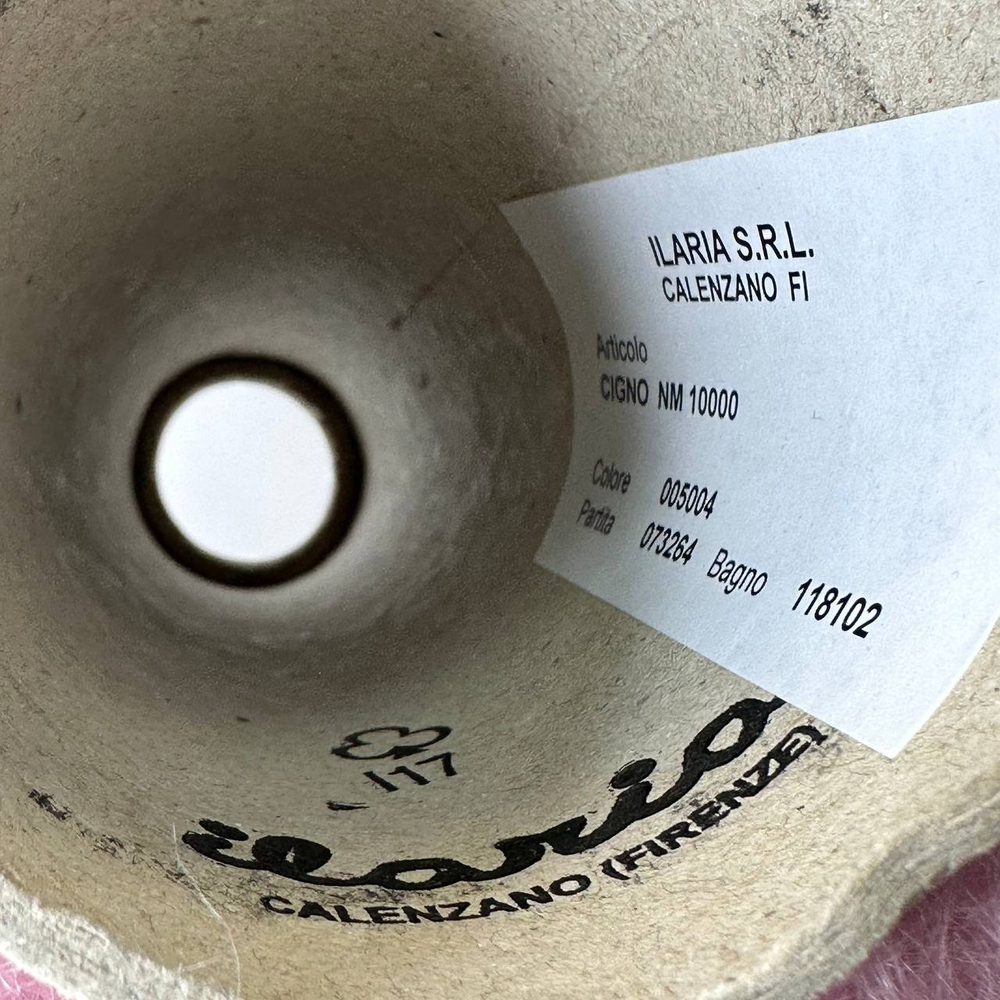 CIGNO - Ilaria Calenzano; 50% кидмохер, 30% нейлон, 20% меринос; 1000м/100гр; col. 005004, цвет: розовый, есть мал. бобинка 133гр.