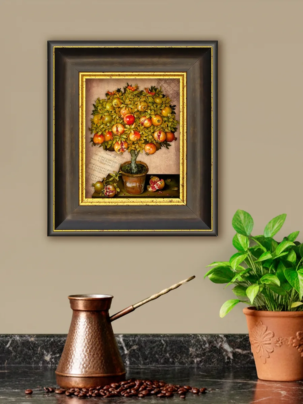 Картина настенная интерьерная в багетной раме 20*23 см