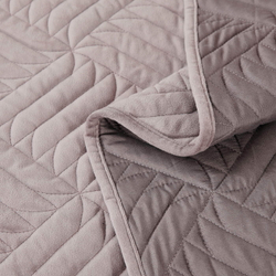 Покрывало 240x260 Sofi De MarkO Армандо цвета мокко