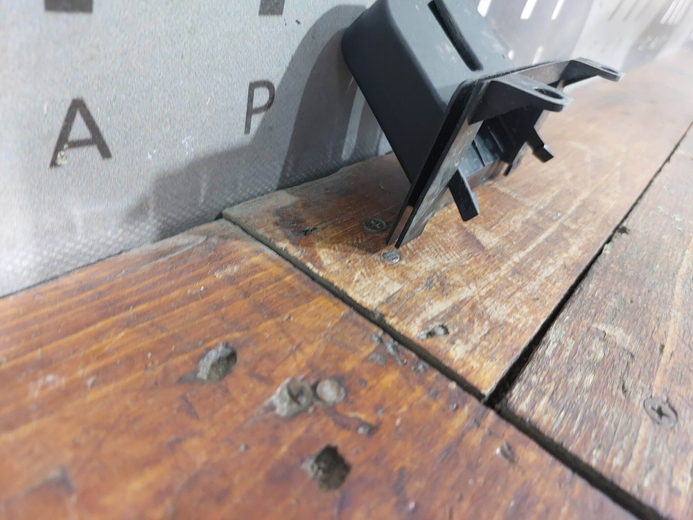 Кожух замка багажника Skoda Rapid 1 12-20 Б/У Оригинал 5JA827520