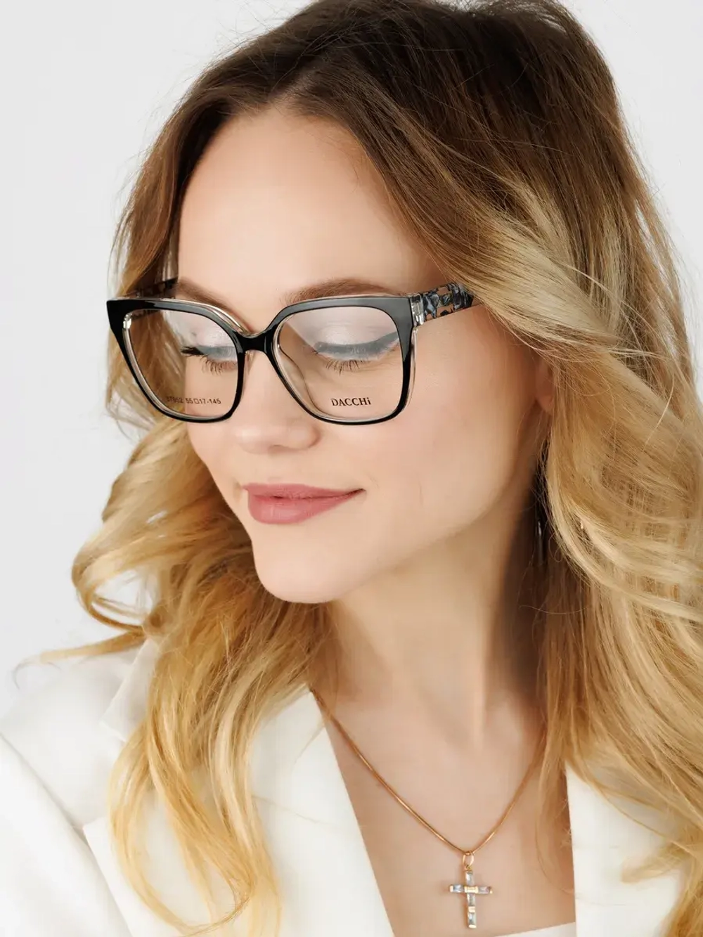 Пластиковая оправа для очков зрение