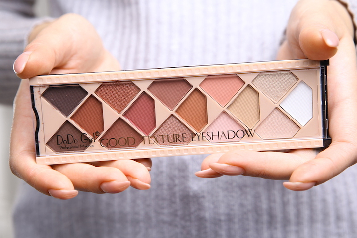 Тени для век DoDo Girl тон 01 Матовые+блест. Good Texture, 12 г