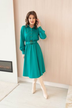 Платье изумрудное с карманами из вискозы