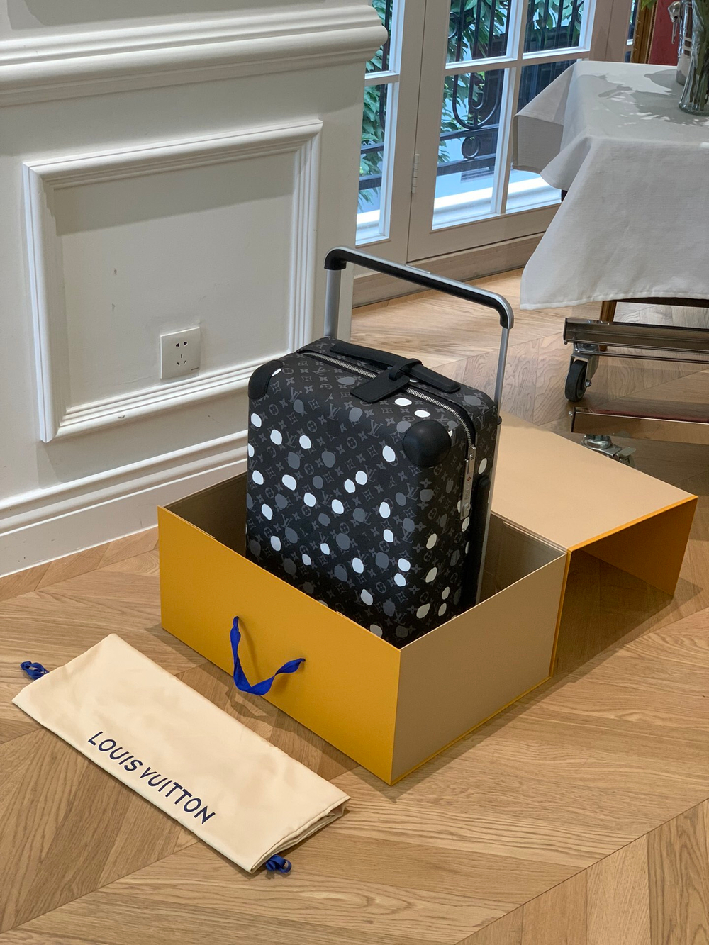 Louis Vuitton Horizon 55