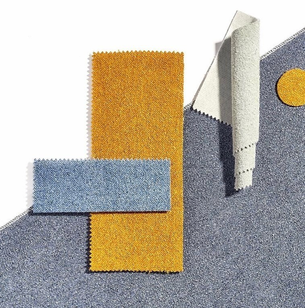 Букле Clarins (Кларинс) 972