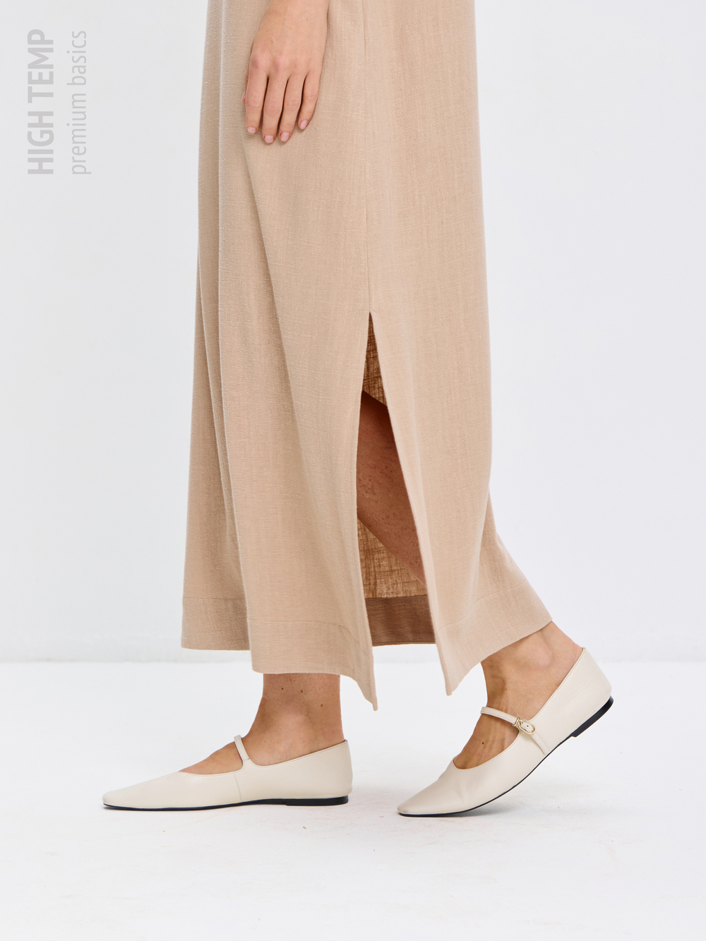 Льняной сарафан макси с карманами