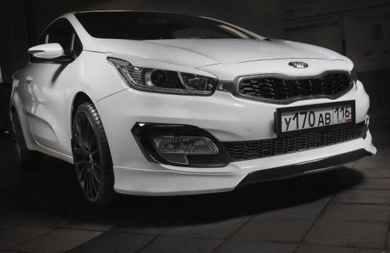 Клыки на передний бампер для Kia Ceed PRO