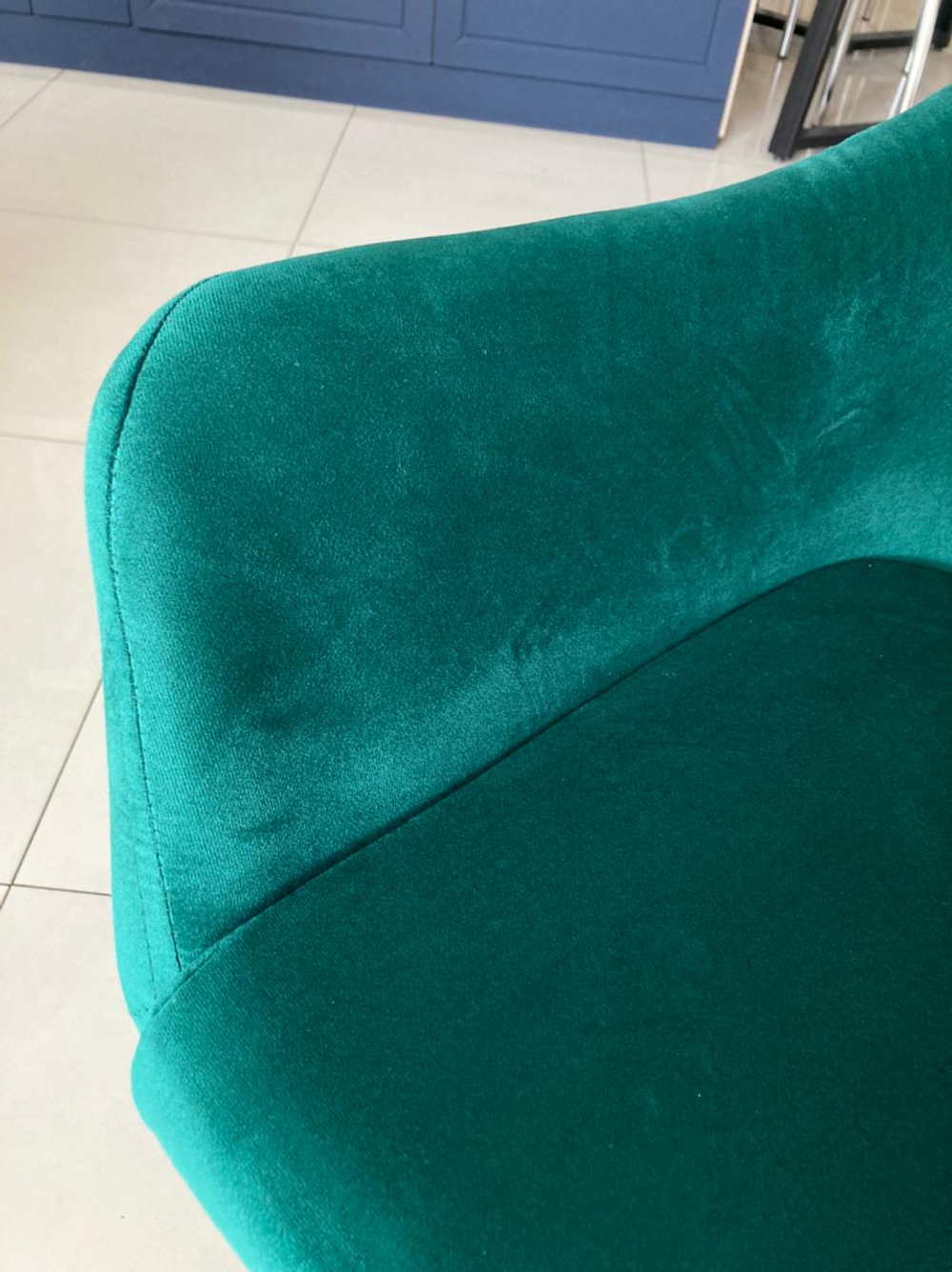 Стул Сиэтл каркас черный основание велюр изумруд