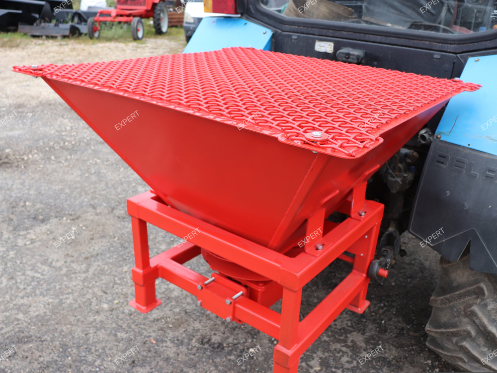 Пескоразбрасыватель