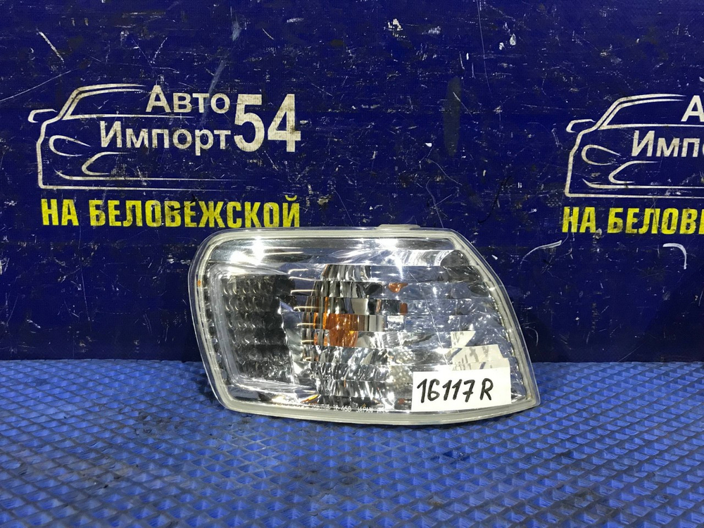 Габарит правый TOYOTA COROLLA 1997-2000