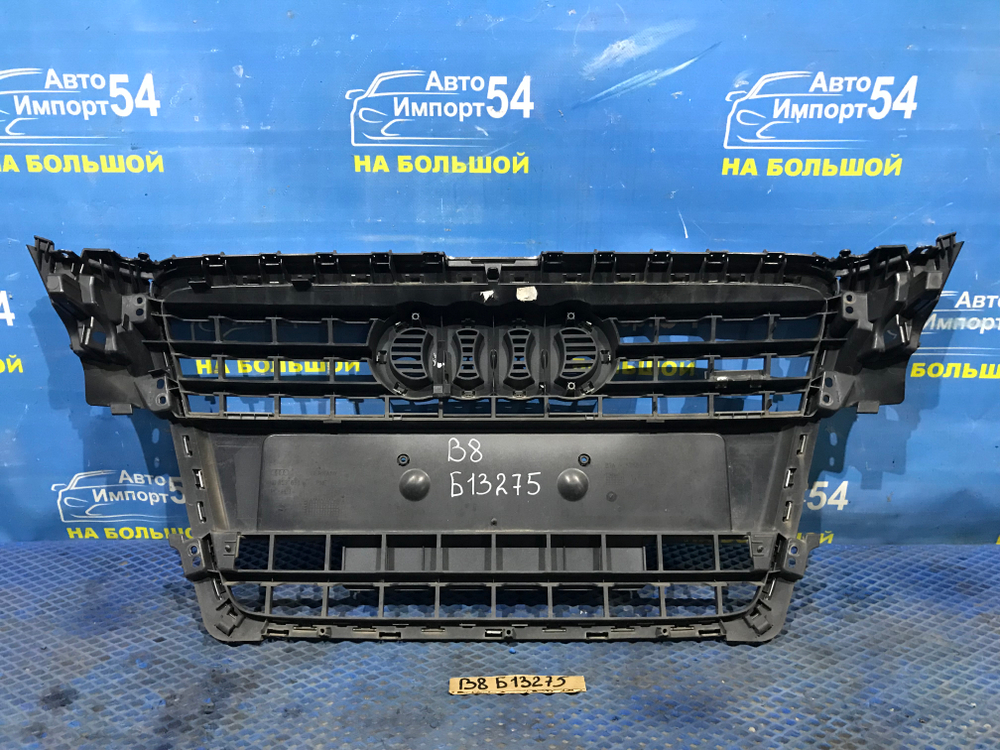 Решетка радиатора AUDI A4 2008-2012