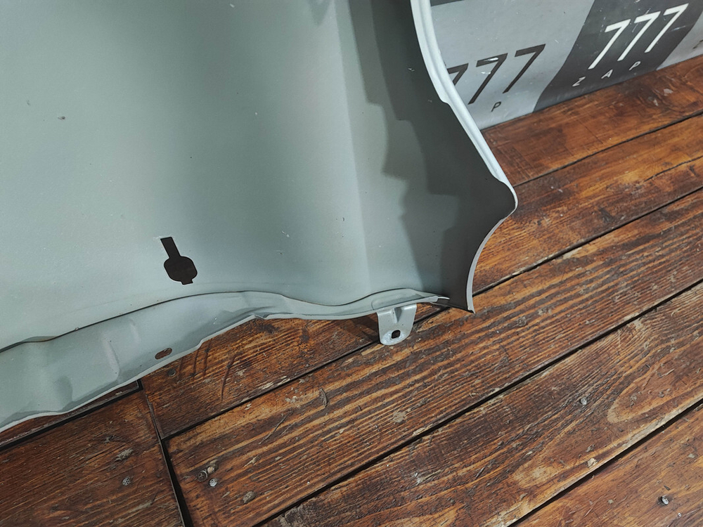 Крыло переднее правое LADA Granta 18-нв Б/У Оригинал 8450104272