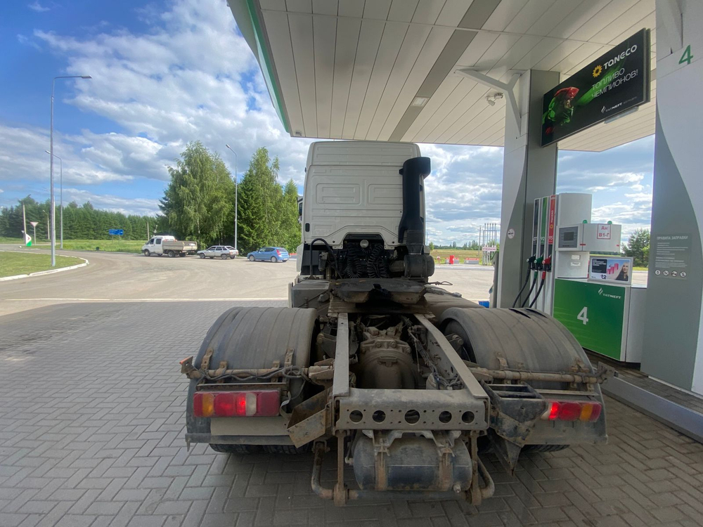КамАЗ 5490 4x2 Седельный тягач 5490-S5 (Дизельный, 12,0 л, 401 л.с., АТ)