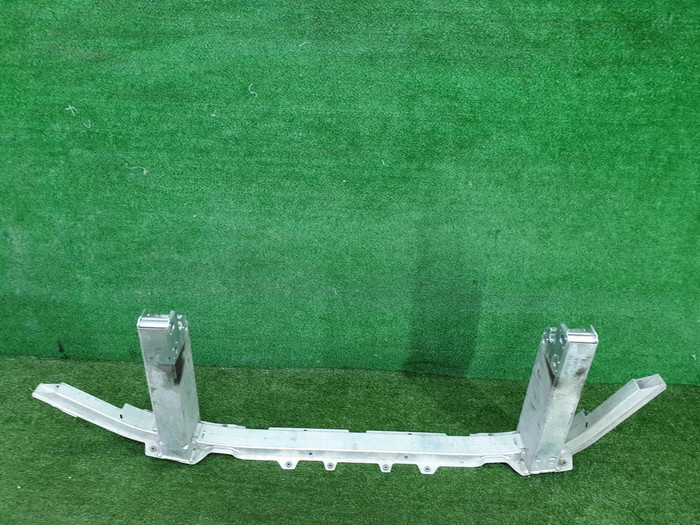 Усилитель передний BMW X3 G01 X4 G02 (2017-н.в.)