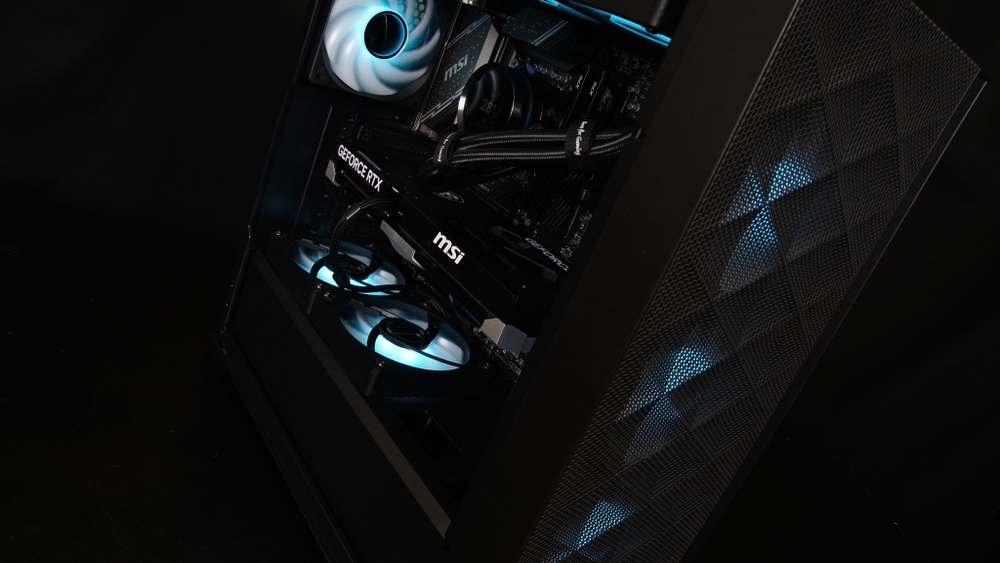 i7 14700KF + RX 9070 16Gb