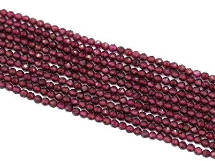 Нить бусин из граната 3,1мм, огранка