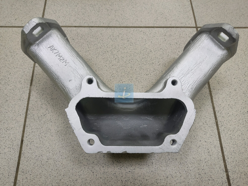 Патрубок соеденительный 238Ф-1115032