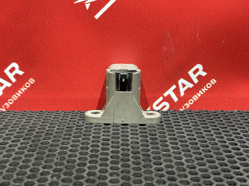 Датчик закрывания замка кабины