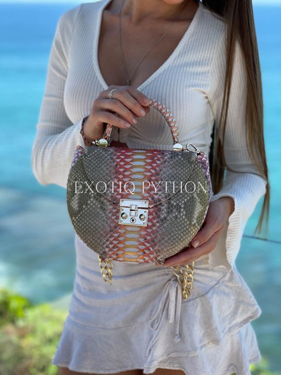 Сумка из питона нежно-розовая с золотым напылением BG-485