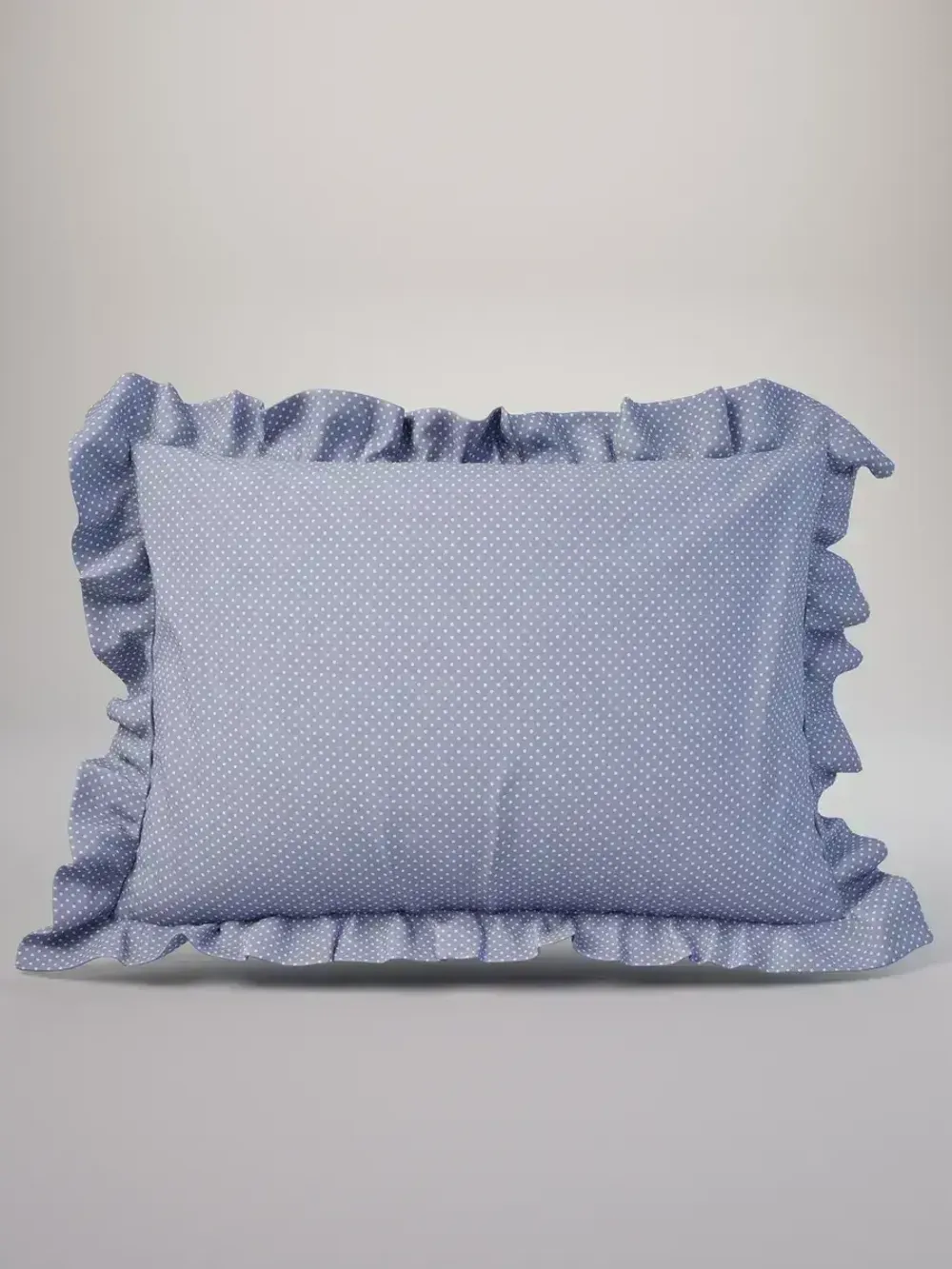 Декоративная наволочка с рюшами, оборками "Нежность" 40х60см, 1 шт, без молнии