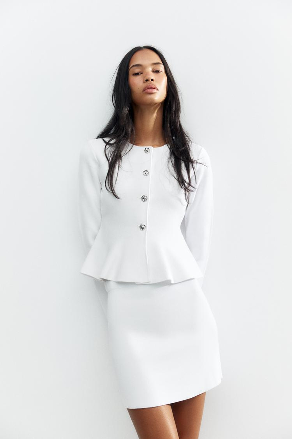 ZARA КАРДИГАН ИЗ ТОНКОГО ТРИКОТАЖА С БАСКОЙ, БЕЛЫЙ