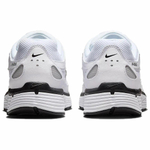 Кроссовки Nike P-6000