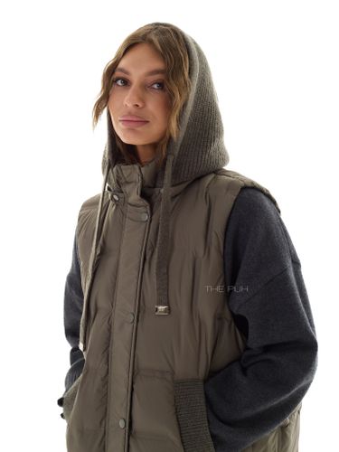 Пуховый жилет с вязаным капюшоном в цвете хаки