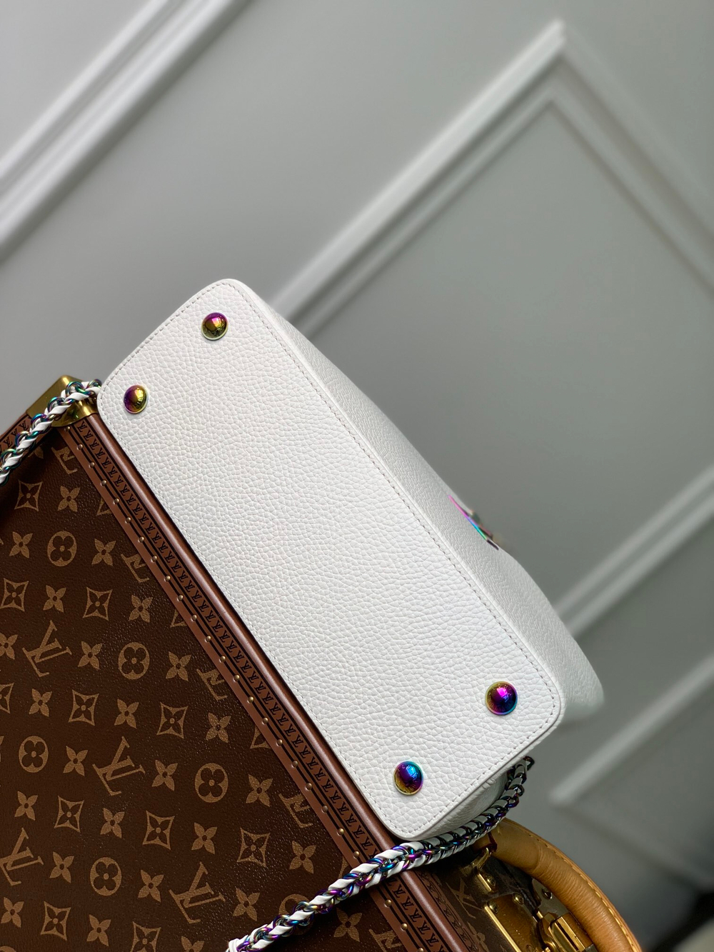 Louis Vuitton Capucines MM