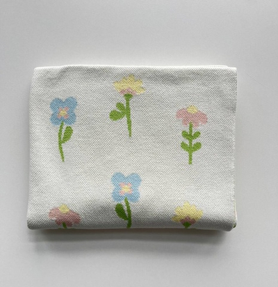 8060-344 Плед вязаный (цветочные мечты)