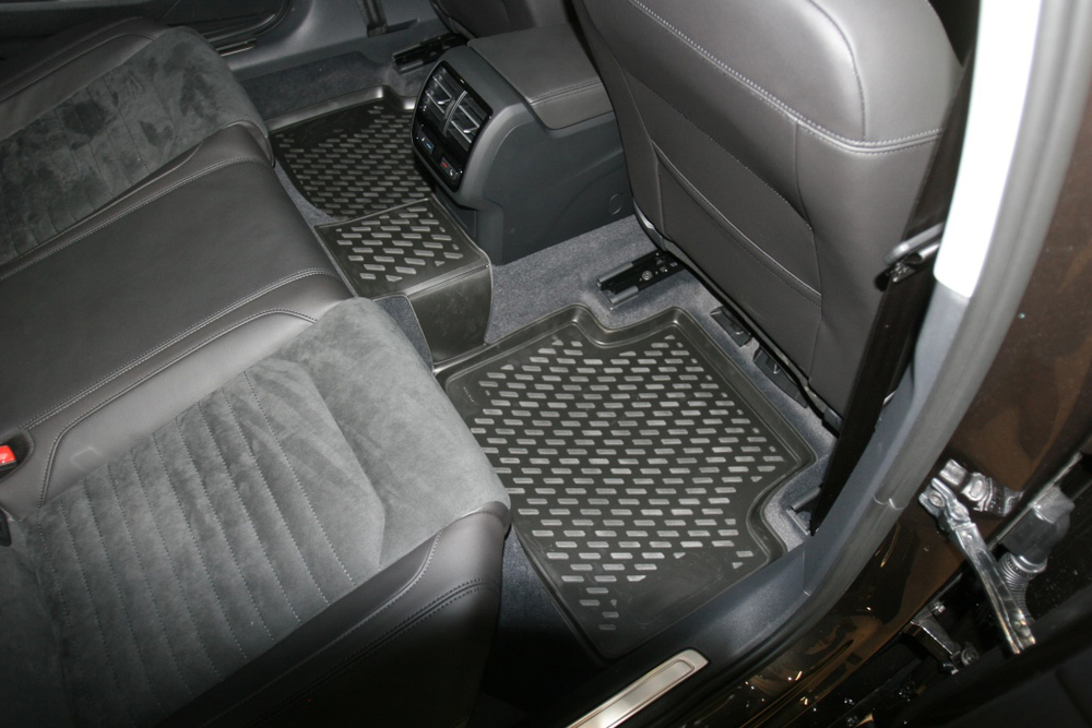 Коврики Standard, 3D в салон VOLKSWAGEN Passat B8, Сед/ Ун, 2015- , 4 шт. (полиуретан, чёрные) Element.CARVLK00001
