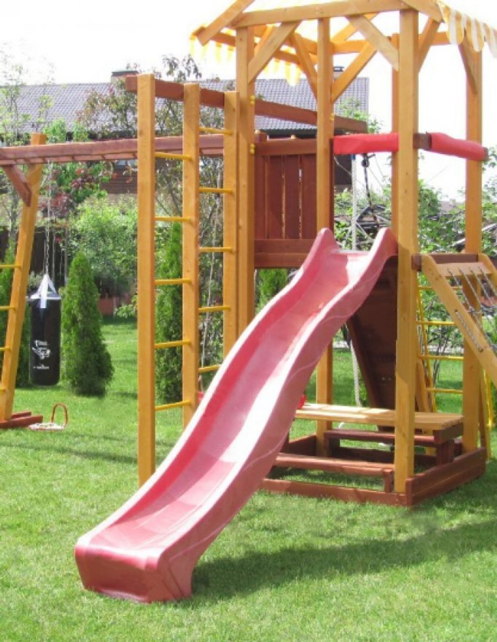 Пластиковая горка