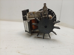 WDN2067WF кт37 Сливной насос с крыльчаткой для стиральной машины Indesit 8495-47584 б/у