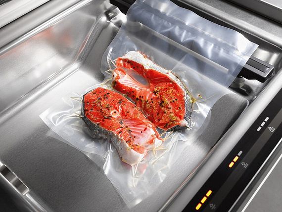 Вакуумный упаковщик Miele EVS6214 GRGR