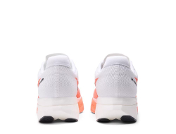 Кроссовки для бега мужские New Balance Fuelcell SuperComp Elite v5 Бело-Коралловые