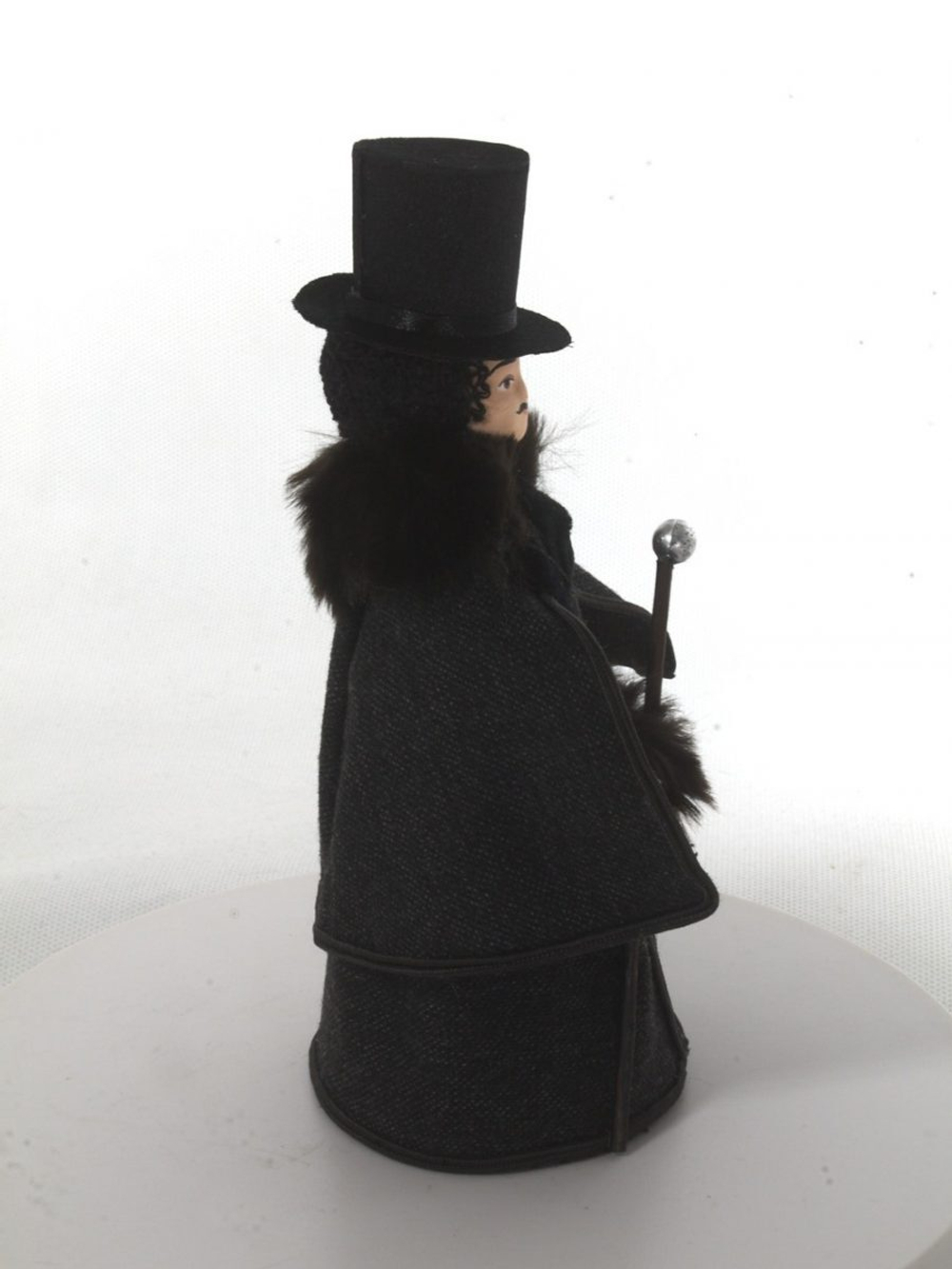 Кукла  коллекционная "Молодой господин в образе Пушкина"