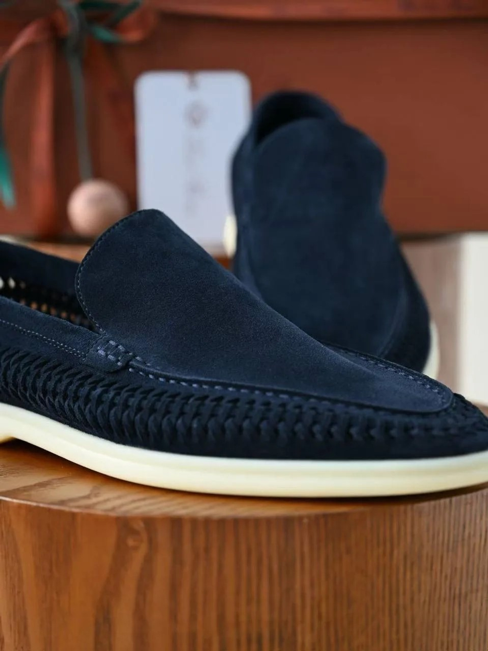 Темно-синие лоферы Loro Piana Summer Walk с плетением по периметру